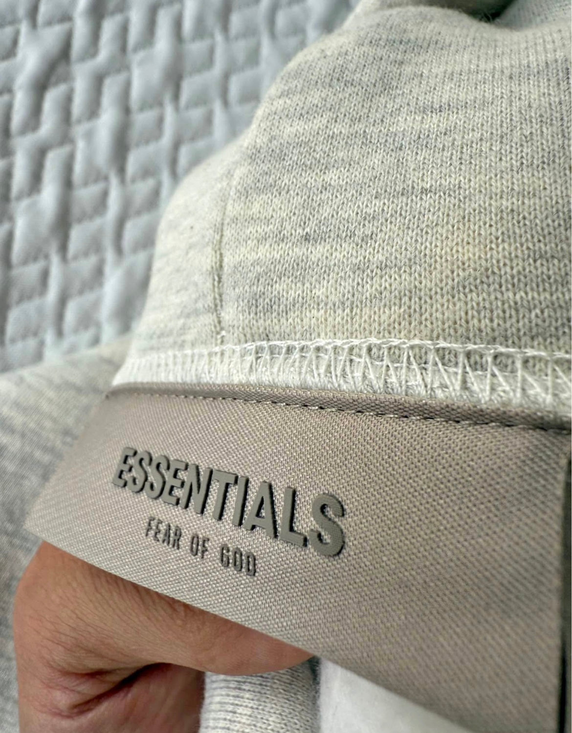 ESSENTIAL HOODIE LIGHT OATMEAL